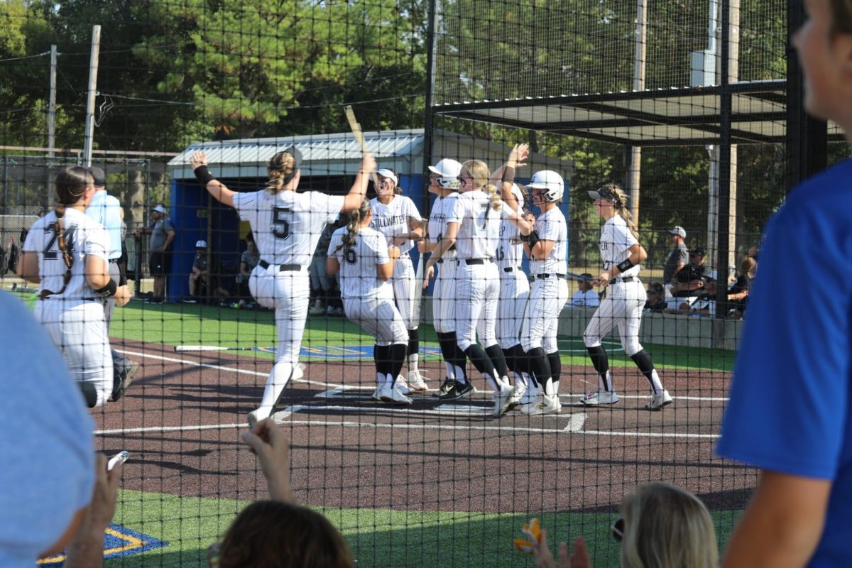 Softball Going to State