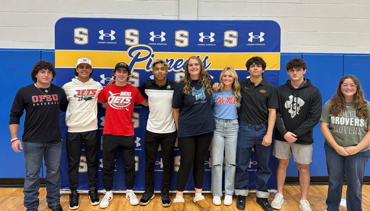 SHS Athletes Attend Signing Day