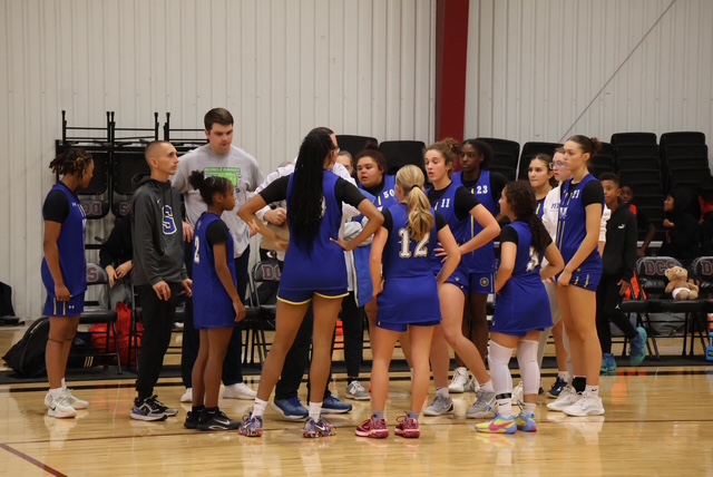 Lady Pioneer Basketball Ready for New Season with New Coach